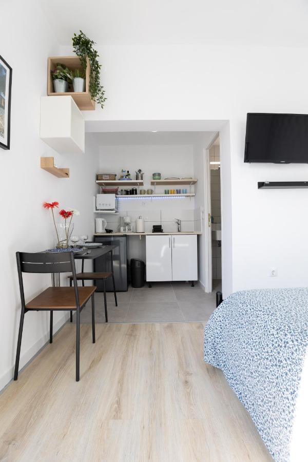 Cozy Studio, Near Airport & Sea Apartment Porto Rafti Luaran gambar