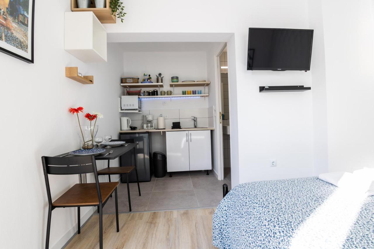 Cozy Studio, Near Airport & Sea Apartment Porto Rafti Luaran gambar